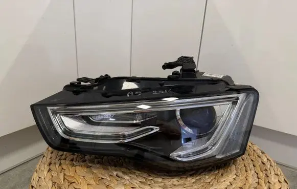 Audi A5 8T 8F Headlight/headlamp 8T0941005C LE10B6237 030127427104