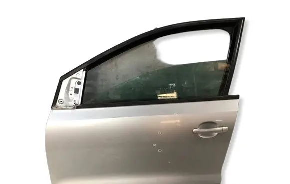 Volkswagen Polo V 6R Front door 