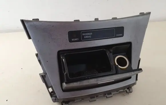 Toyota Avensis T270 Car ashtray 5880405100