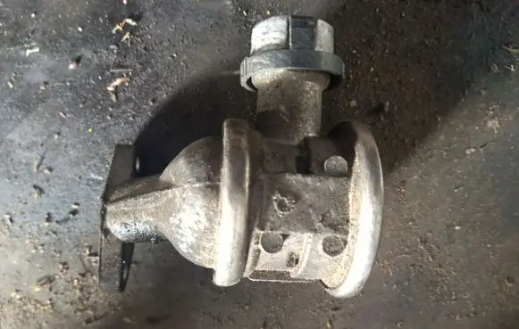 BMW 3 E46 EGR valve 7505993