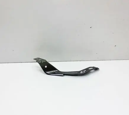 Volkswagen Jetta VII Fender mounting bracket 17A941057