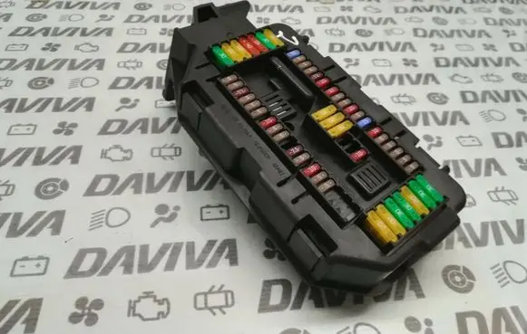 BMW X5 F15 Fuse box set 6819653 19326.000.004 19329.000.003