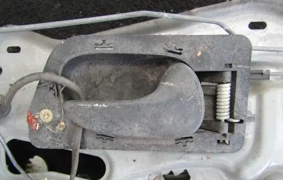 Renault Laguna I Rear door interior handle