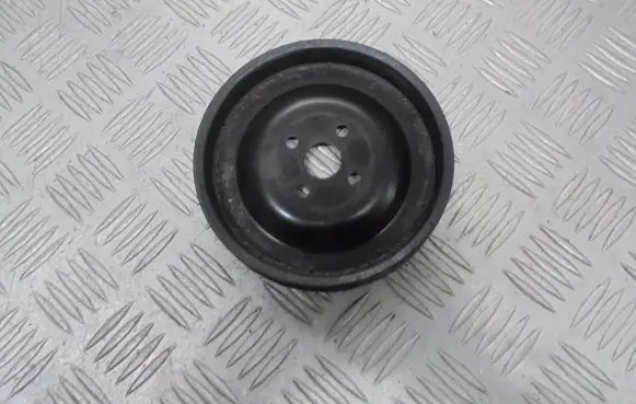 Nissan Primera Water pump pulley 