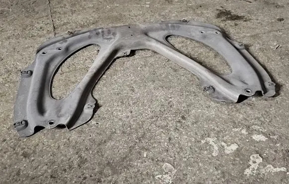 BMW M6 Rear underbody cover/under tray 2284341