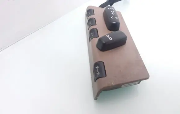Volvo S60 Seat control module 39999382 04W196 19206