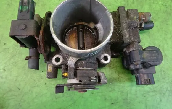 Honda Civic Throttle valve
