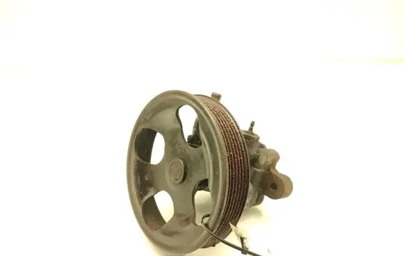 Mitsubishi FTO Power steering pump 