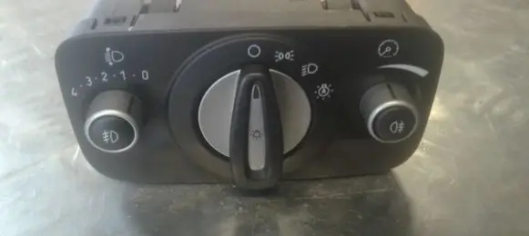 Ford Mondeo MK IV Light module LCM AG9T13AB24