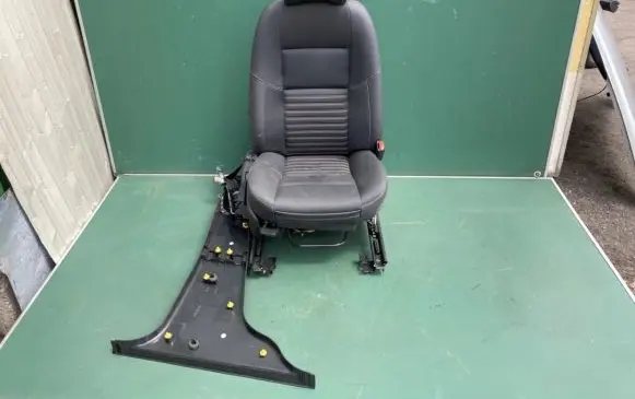 Front passenger seat