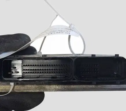 Opel Zafira A Engine control unit/module 0281010268 24417169