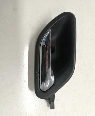 BMW 5 E39 Front door interior handle 8226050
