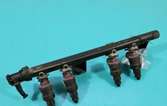 Renault Clio II Fuel injector 873774 IMPRK1561173