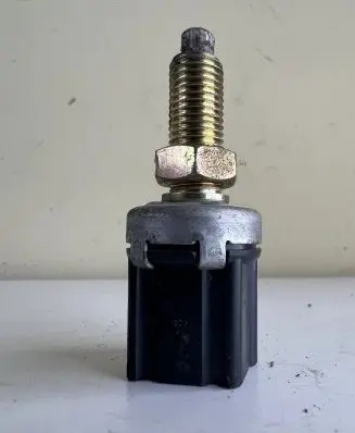 Toyota Yaris Brake pedal sensor switch