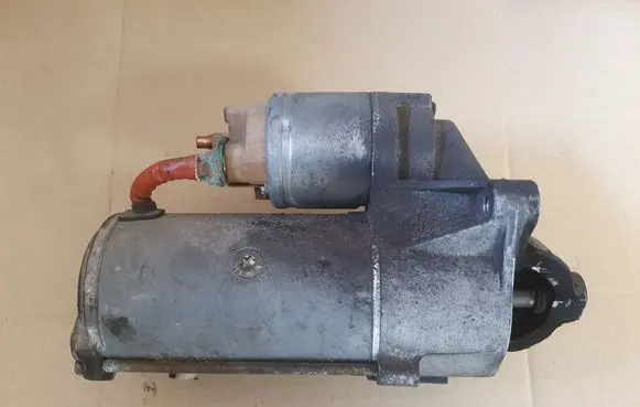 Suzuki Grand Vitara II Starter motor 8200628426
