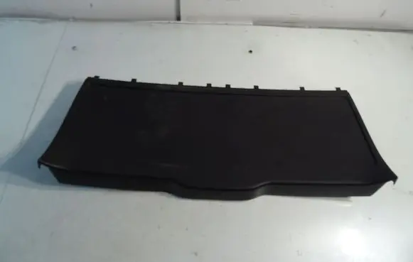 Mercedes-Benz ML W164 Tailgate trim A1667400370
