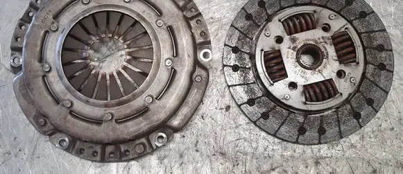 Volvo 240 Clutch set kit 1340549 1377563