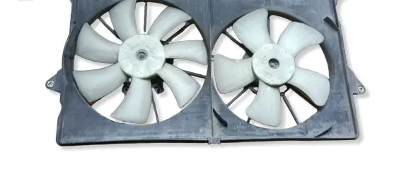 Chrysler Pacifica Radiator cooling fan shroud CR66003A CH3115134