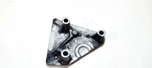 Opel Astra G Engine mounting bracket
