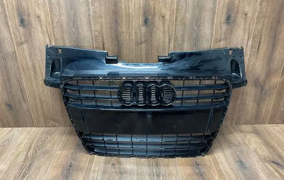 Audi TT TTS RS Mk3 8S Front grill 8J0853651H