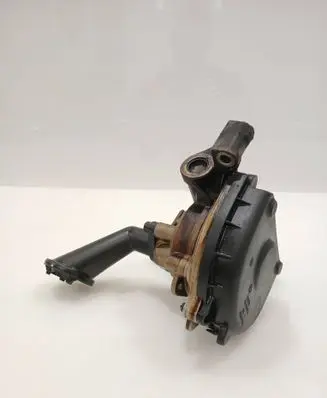 Seat Ibiza IV (6J,6P) Oil pump 03f115105d
