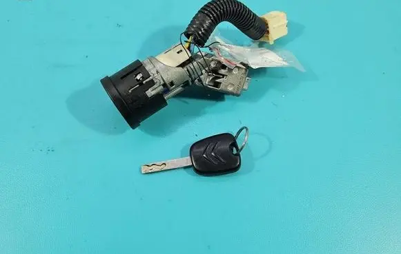 Citroen C1 Ignition lock IMPRK1607682