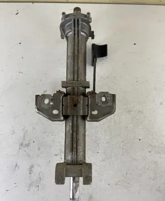 Jeep Grand Cherokee (WK) Steering wheel axle P05057151AD 05057151AD