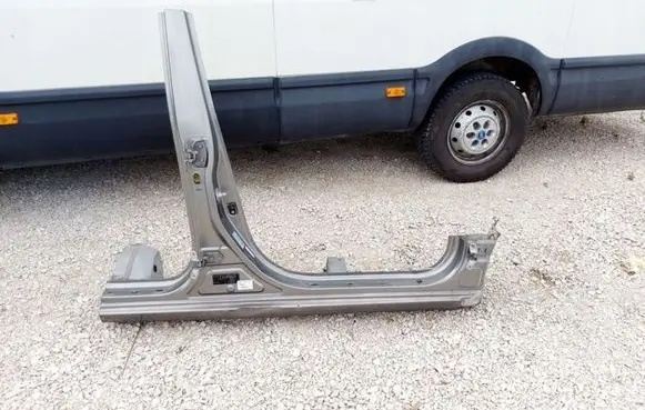 KIA Soul Pillar (middle) 