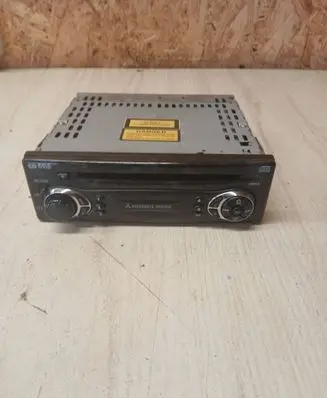 Mitsubishi Space Star Radio/CD/DVD/GPS head unit MZ312637 ME301010028034 GPH38501