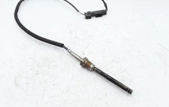 Mercedes-Benz Sprinter W906 Exhaust gas temperature sensor A0009058804