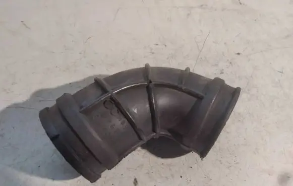 Opel Zafira A Air intake hose/pipe 90530766