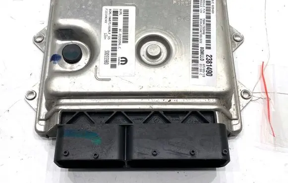 Jeep Compass Engine control unit/module ECU 50055980