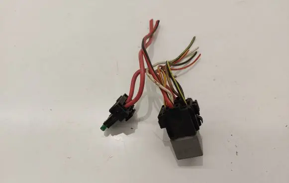 Volkswagen Golf II Other relay 161937501 191297843