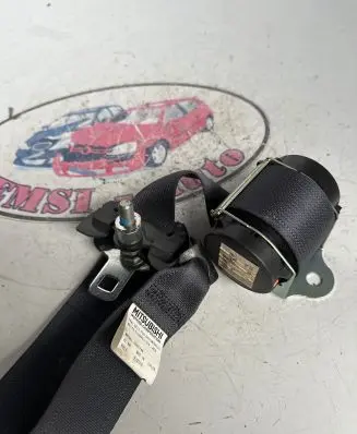 Mitsubishi Outlander Middle seatbelt (rear) 0435058
