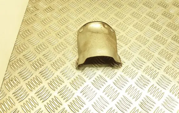 Toyota Corolla Verso E121 Heat shield in engine bay 