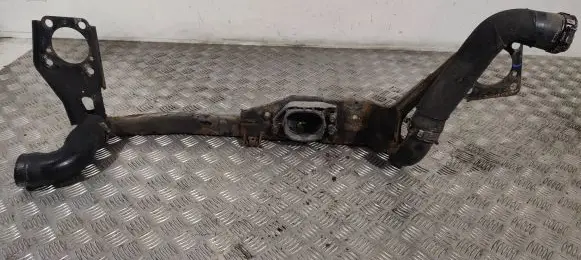 Audi A4 S4 B7 8E 8H Air intake hose/pipe 8E0199335J