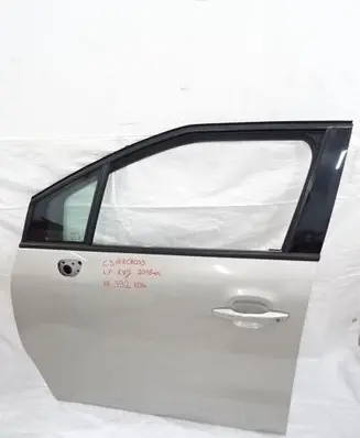 Citroen C3 Aircross Front door