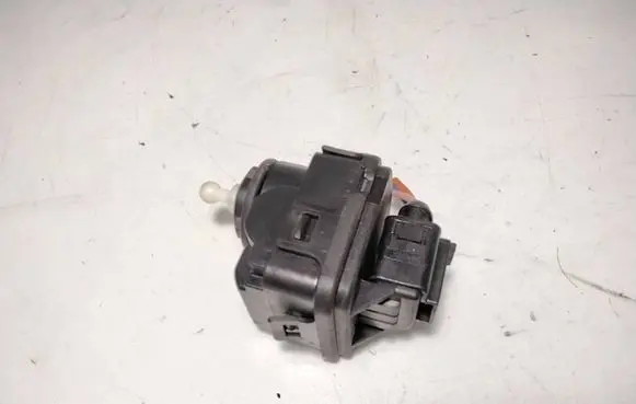 Headlight level adjustment motor
