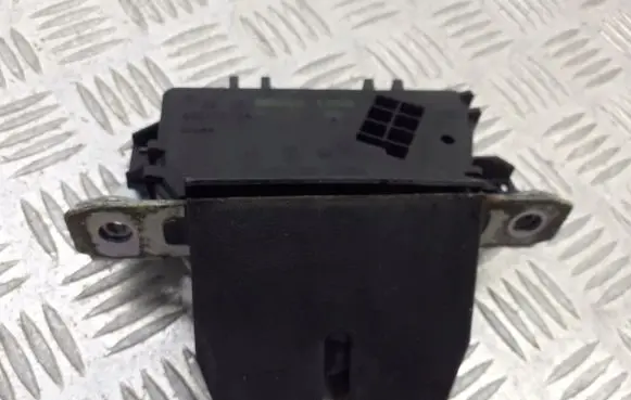 Opel Astra H Tailgate/trunk/boot lock/catch/latch 13188852