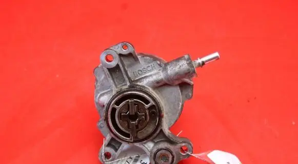 Peugeot 508 RXH Vacuum pump