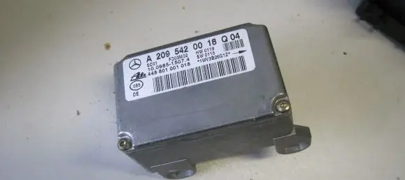 Mercedes-Benz C W203 ESP acceleration yaw rate sensor A2095420018