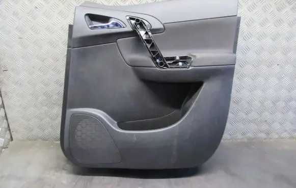 Opel Meriva B Rear door card panel trim 15020A33