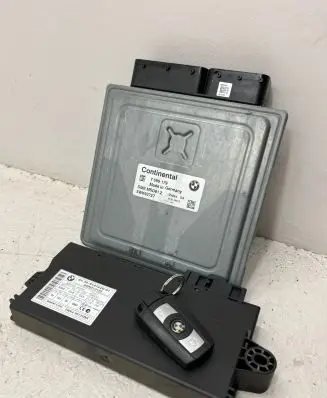 Engine ECU kit and lock set