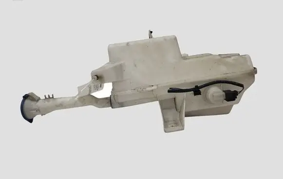 Volvo V40 Windshield washer fluid reservoir/tank 31391615