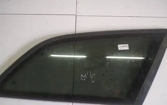 Audi A6 S6 C6 4F Rear side window AS3