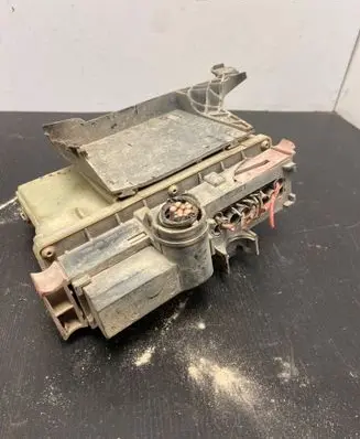 Opel Zafira A Coolant fan relay 12416841