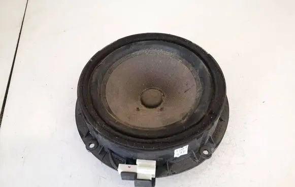 KIA Sorento Front door speaker 963302p301 96330-2p301