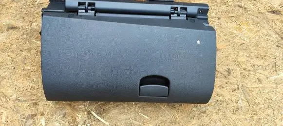 Subaru Legacy Glove box set 66208AJ010