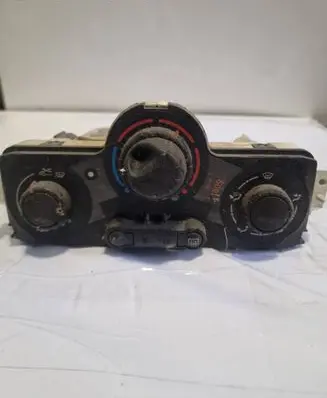 Renault Megane II Climate control unit 69420001 2C6Y36 666445V