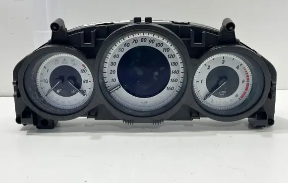 Mercedes-Benz C W204 Speedometer (instrument cluster) A2049005813 2049018002 A2C87297600